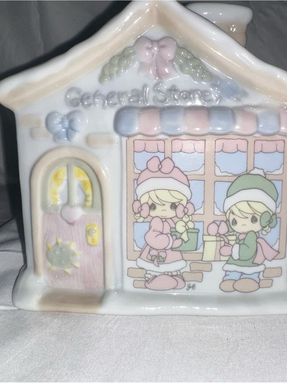 Vintage Precious Moments 1995 General Store Lighted Christmas Village Enesco
